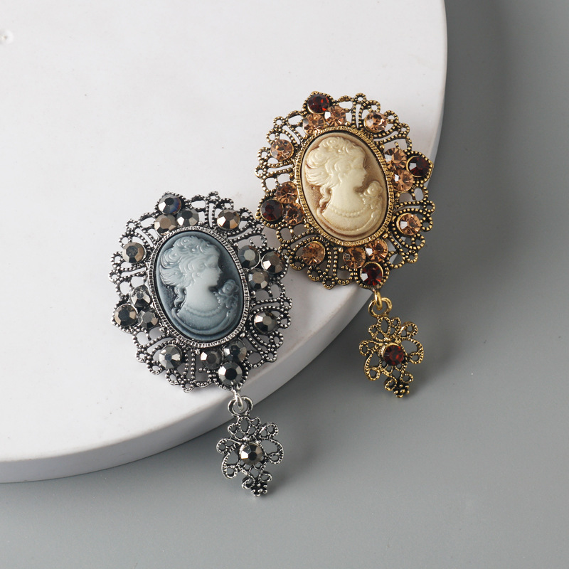 Broches Vintage de camafeo con - Women'S Accessories Louis Vuitton reseña y precio