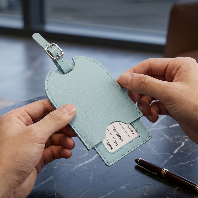 Etiqueta de equipaje de cuero  - Women Accessories Name reseña y precio